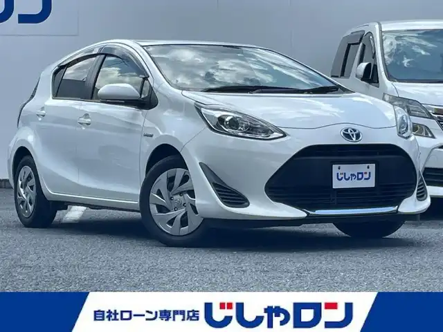 トヨタ アクア S 埼玉県 2020(令2)年 11.4万km スーパーホワイトⅡ (株)IDOMが運営する【じしゃロン鳩ヶ谷店】の自社ローン専用車両になりますこちらは現金またはオートローンご利用時の価格です。自社ローンご希望の方は別途その旨お申付け下さい/純正ナビ/・TV/AM/FM/CD/SD/BT/バックカメラ/ETC/ドラレコ/ステアリングスイッチ/オートエアコン/リモコンキー/スペアキー/純正フロアマット/電動格納ミラー