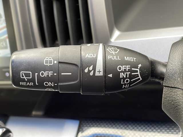 ホンダ ステップワゴン スパーダ Z クールスピリット 千葉県 2015(平27)年 11.5万km プレミアムスパークルブラックパール 純正SDナビ【VXM-155VFNi】/（ＴＶ／Ｂｌｕｅｔｏｏｔｈ／ＦＭ／ＡＭ／ＣＤ／ＤＶＤ／ＳＤ）/スマートキー(1本)/両側パワースライドドア/バックカメラ/ＥＴＣ/フォグランプ/クルーズコントロール/純正17インチアルミホイール/純正フロアマット/オートライト/パドルシフト/ステアリングスイッチ/ハーフレザーシート/ドアバイザー/電動格納ウィンカーミラー/横滑り防止装置