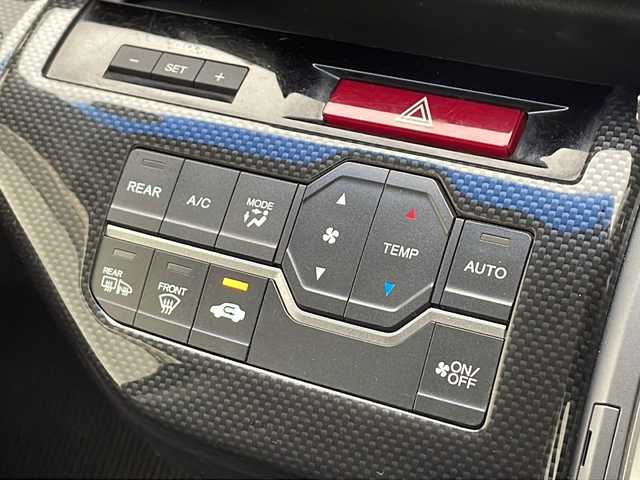 ホンダ ステップワゴン スパーダ Z クールスピリット 千葉県 2015(平27)年 11.5万km プレミアムスパークルブラックパール 純正SDナビ【VXM-155VFNi】/（ＴＶ／Ｂｌｕｅｔｏｏｔｈ／ＦＭ／ＡＭ／ＣＤ／ＤＶＤ／ＳＤ）/スマートキー(1本)/両側パワースライドドア/バックカメラ/ＥＴＣ/フォグランプ/クルーズコントロール/純正17インチアルミホイール/純正フロアマット/オートライト/パドルシフト/ステアリングスイッチ/ハーフレザーシート/ドアバイザー/電動格納ウィンカーミラー/横滑り防止装置