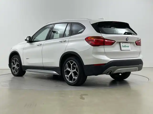 ＢＭＷ Ｘ１ xDrive 18d xライン 道央・札幌 2018(平30)年 5.1万km ミネラルホワイト ・４WD/ディーゼルターボ/・インテリジェントセーフティ/・衝突回避・被害軽減ブレーキ/・ダイナミック・スタビリティ・コントロール/・純正メーカーナビ/・DVD.CD.フルセグ.Bluetooth/・バックカメラ /USB/・パワーバックドア /レザーシート/・運転席+助手席パワーシート/シートヒーター/・ドライブレコーダー360度/・LEDライト/オートライト/・ルームミラー一体型　ETC/・スタッドレスタイヤ積込