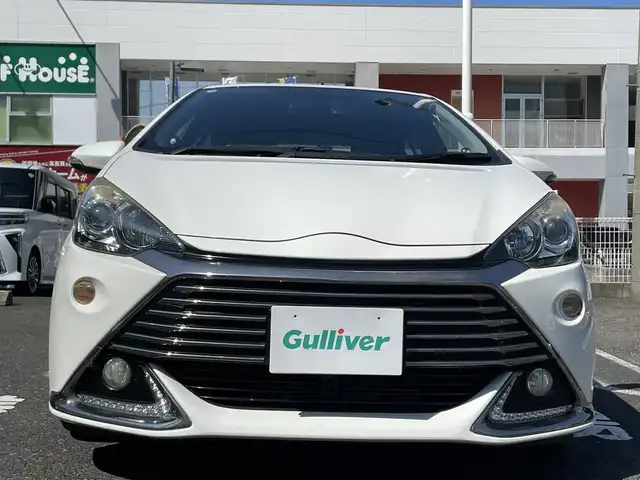 トヨタ アクア G G’s 長崎県 2014(平26)年 13.2万km ライムホワイトパールクリスタルシャイン 純正ディーラーナビ(FM/AM/CD/DVD/BT/TV)/プッシュスタート/ドライビングモードセレクト/バックカメラ/社外ドライブレコーダー/ALPINE製ツイーター/ETC/ハーフレザーシート/G’s純正AW/純正フロアマット/電格ウィンカーミラー/ヘッドライトレベライザ/オートライト/ABS/VSC/スマートキー/USB入力端子/取扱説明書/保証書