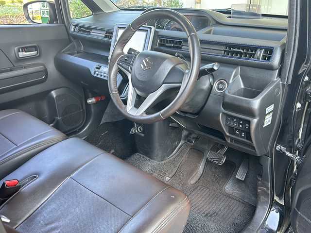 スズキ ワゴンＲ HYBRID FZ 静岡県 2020(令2)年 4.9万km ブルーイッシュブラックパール3 純正ナビ/・ラジオ/フルセグTV/・SD/ipod/USB/CD/DVD/Bluetooth/主要装備/・全方位カメラ　/・シートヒーター　/・ドライブレコーダー　/・レーンキープアシスト　/・オートライト　/・ハーフレザーシート　/・プッシュスタート　/・スマートキー　/・ヘッドアップディスプレイ　/・純正アルミホイール/・純正フロアマット/・盗難防止装置/・横滑り防止/・パワーステアリング/・パワーウィンドウ/・アイドリングストップ