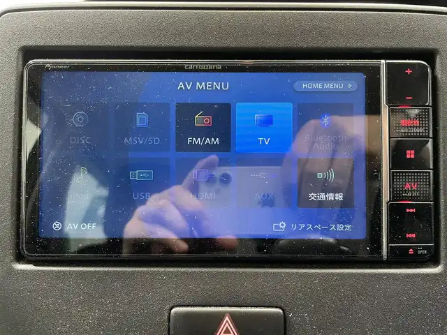 スズキ ワゴンＲ HYBRID FX 鹿児島県 2021(令3)年 4.1万km ピュアホワイトP ナビ(CD/DVD/Bluetooth/フルセグTV)　/バックカメラ　/デュアルカメラブレーキサポート　/誤発進抑制機能　/運転席シートヒーター　/前後ドライブレコーダー　/後方コーナーセンサー/フロアマット　/オートライト　/オートマチックハイビーム　/純正ドアバイザー　/電格ミラー/ヘッドライトレベライザー