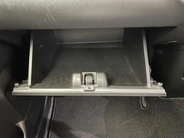 スズキ ワゴンＲ HYBRID FX 鹿児島県 2021(令3)年 4.1万km ピュアホワイトP ナビ(CD/DVD/Bluetooth/フルセグTV)　/バックカメラ　/デュアルカメラブレーキサポート　/誤発進抑制機能　/運転席シートヒーター　/前後ドライブレコーダー　/後方コーナーセンサー/フロアマット　/オートライト　/オートマチックハイビーム　/純正ドアバイザー　/電格ミラー/ヘッドライトレベライザー