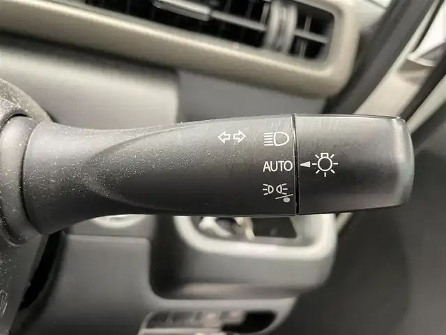 スズキ ワゴンＲ HYBRID FX 鹿児島県 2021(令3)年 4.1万km ピュアホワイトP ナビ(CD/DVD/Bluetooth/フルセグTV)　/バックカメラ　/デュアルカメラブレーキサポート　/誤発進抑制機能　/運転席シートヒーター　/前後ドライブレコーダー　/後方コーナーセンサー/フロアマット　/オートライト　/オートマチックハイビーム　/純正ドアバイザー　/電格ミラー/ヘッドライトレベライザー