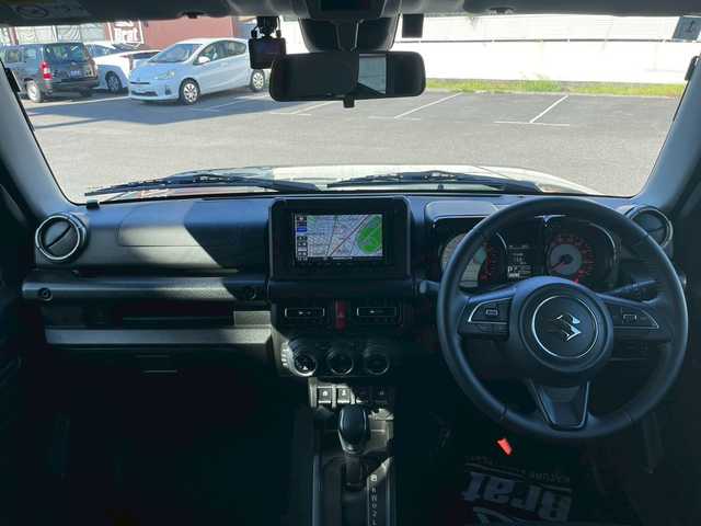 スズキ ジムニー シエラ JC 宮崎県 2020(令2)年 4.8万km ジャングルグリーン 社外SDナビ（CN-RA05D）/フルセグ　/CD　/DVD　/Bluetooth　/ETC　/ドラレコ　/前席シートヒーター　/クルコン　/衝突被害軽減ブレーキ　/横滑り防止　/レーンキープ　/ABS　/LED　/フロントフォグ/ダウンヒルアシストコントロール/盗難防止装置