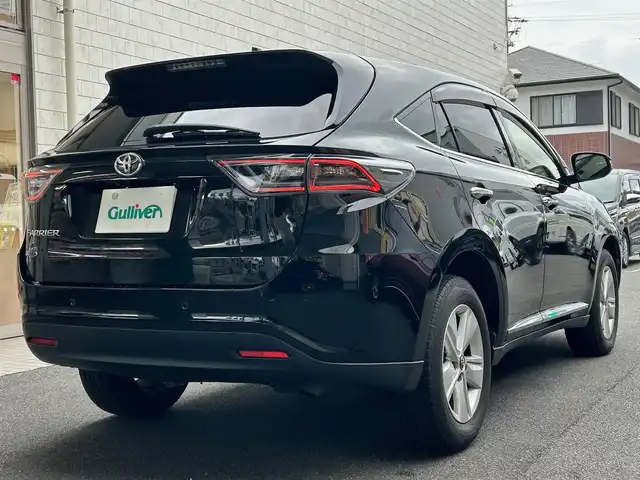 トヨタ ハリアー エレガンス 愛知県 2017(平29)年 9.2万km ブラック パノラマムーンルーフ〈MOP〉/プリクラッシュセーフティシステムSET〈MOP〉/・ミリ波レーダープリクラッシュセーフティ/・レーダークルーズコントロール/・インテリジェントクリアランスソナー/ALPINEハリアー専用ナビ〈BIG-X　EX9V〉/・DVD／Bluetooth／地デジTV/バックカメラ/合皮＆ファブリックコンビシート/運転席パワーシート/LEDヘッドライト＆フォグランプ/コムテック製前後ドライブレコーダー〈AG422-DRC〉/純正17インチAW/スマートキー＆プッシュスタート