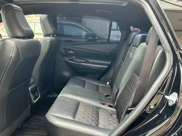 トヨタ ハリアー エレガンス 愛知県 2017(平29)年 9.2万km ブラック パノラマムーンルーフ〈MOP〉/プリクラッシュセーフティシステムSET〈MOP〉/・ミリ波レーダープリクラッシュセーフティ/・レーダークルーズコントロール/・インテリジェントクリアランスソナー/ALPINEハリアー専用ナビ〈BIG-X　EX9V〉/・DVD／Bluetooth／地デジTV/バックカメラ/合皮＆ファブリックコンビシート/運転席パワーシート/LEDヘッドライト＆フォグランプ/コムテック製前後ドライブレコーダー〈AG422-DRC〉/純正17インチAW/スマートキー＆プッシュスタート