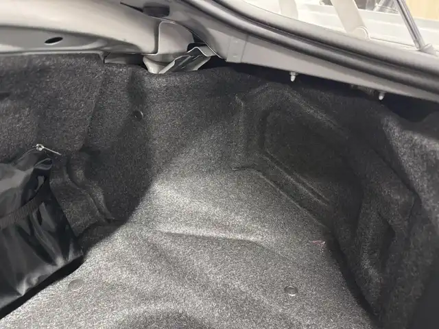 マツダ ロードスター S 三重県 2019(平31)年 3.8万km セラミックM プレミアムガソリン/FR/6F/純正 ラジオチューナー/（FM/AM/USB/AUX）/ビルトイン ETC（助手席シート背面）/i-ACTIVSENSE/リスク警報/・車線逸脱警報（LDWS）/・ブラインドスポットモニタリング（BSM）/事故回避支援/・スマートシティブレーキサポート（前進）/装備/・ファブリックシート/・マニュアルエアコン/・オートライト/・ハイビームコントロール（HBC）/・オートワイパー/・ステアリングスイッチ/・プッシュスタート/・純正16inAW/・クロス（布）ルーフ：黒/・本革巻きステアリング/など