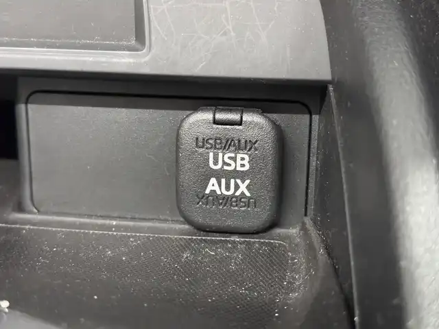 マツダ ロードスター S 三重県 2019(平31)年 3.8万km セラミックM プレミアムガソリン/FR/6F/純正 ラジオチューナー/（FM/AM/USB/AUX）/ビルトイン ETC（助手席シート背面）/i-ACTIVSENSE/リスク警報/・車線逸脱警報（LDWS）/・ブラインドスポットモニタリング（BSM）/事故回避支援/・スマートシティブレーキサポート（前進）/装備/・ファブリックシート/・マニュアルエアコン/・オートライト/・ハイビームコントロール（HBC）/・オートワイパー/・ステアリングスイッチ/・プッシュスタート/・純正16inAW/・クロス（布）ルーフ：黒/・本革巻きステアリング/など