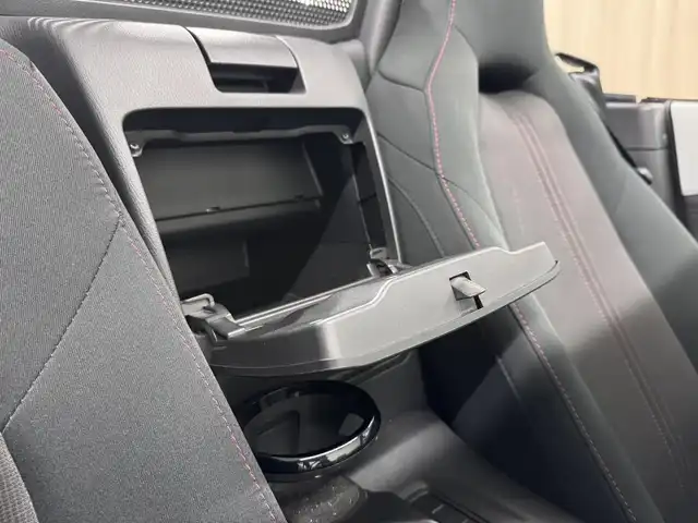 マツダ ロードスター S 三重県 2019(平31)年 3.8万km セラミックM プレミアムガソリン/FR/6F/純正 ラジオチューナー/（FM/AM/USB/AUX）/ビルトイン ETC（助手席シート背面）/i-ACTIVSENSE/リスク警報/・車線逸脱警報（LDWS）/・ブラインドスポットモニタリング（BSM）/事故回避支援/・スマートシティブレーキサポート（前進）/装備/・ファブリックシート/・マニュアルエアコン/・オートライト/・ハイビームコントロール（HBC）/・オートワイパー/・ステアリングスイッチ/・プッシュスタート/・純正16inAW/・クロス（布）ルーフ：黒/・本革巻きステアリング/など