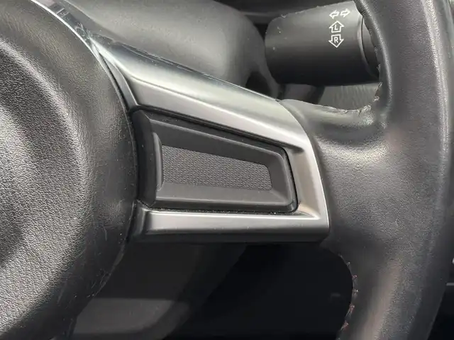 マツダ ロードスター S 三重県 2019(平31)年 3.8万km セラミックM プレミアムガソリン/FR/6F/純正 ラジオチューナー/（FM/AM/USB/AUX）/ビルトイン ETC（助手席シート背面）/i-ACTIVSENSE/リスク警報/・車線逸脱警報（LDWS）/・ブラインドスポットモニタリング（BSM）/事故回避支援/・スマートシティブレーキサポート（前進）/装備/・ファブリックシート/・マニュアルエアコン/・オートライト/・ハイビームコントロール（HBC）/・オートワイパー/・ステアリングスイッチ/・プッシュスタート/・純正16inAW/・クロス（布）ルーフ：黒/・本革巻きステアリング/など