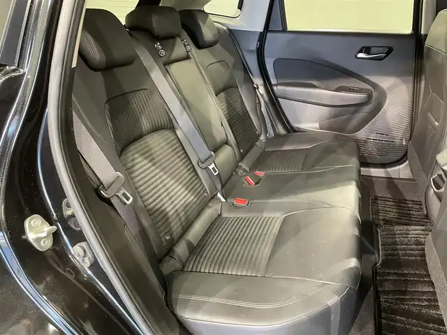 日産 オーラ G レザーエディション 愛知県 2023(令5)年 7.8万km ミッドナイトブラック/サンライズカッパー 純正9インチナビ/BOSEサウンド/プロパイロット/衝突軽減ブレーキ/アラウンドビューモニター/ビルトインETC2.0/シートヒーター/LEDヘッドライト/ドライブレコーダー/ワイヤレス充電/デジタルインナーミラー/ブラインドスポットモニター/ステアリングヒーター/フルセグTV/Bluetooth/コーナーセンサー/レーンキープアシスト/オートハイビーム/HDMI接続/Carplay/プッシュスタート/USB接続/スマートキー/純正フロアマット/純正アルミホイール/オートライト/本革シート/禁煙車/寒冷地仕様/ウィンカーミラー/電動格納ミラー/フォグランプ/ステアリングリモコン/電動パーキングブレーキ/オートブレーキホールド/オートエアコン