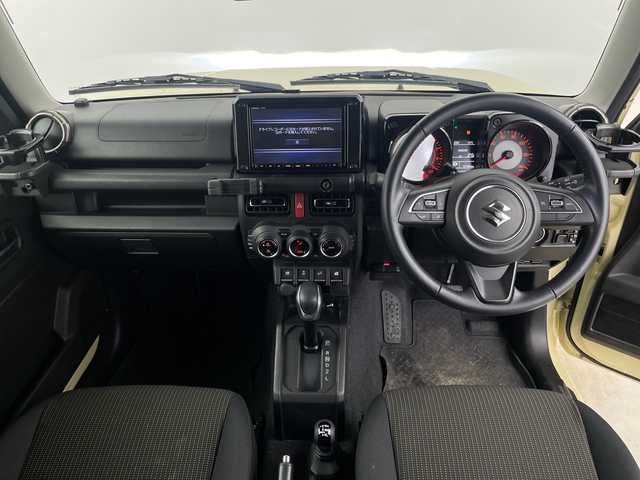 スズキ ジムニー XC 埼玉県 2022(令4)年 1.4万km シフォンアイボリーM 純正ナビ/フルセグテレビ/ビルトインETC/前後ドライブレコーダー/運転席・助手席シートヒーター/クルーズコントロール/衝突被害軽減ブレーキ/車線逸脱警報/ヒーテッドドアミラー/オートLEDライト/純正16インチアルミホイール