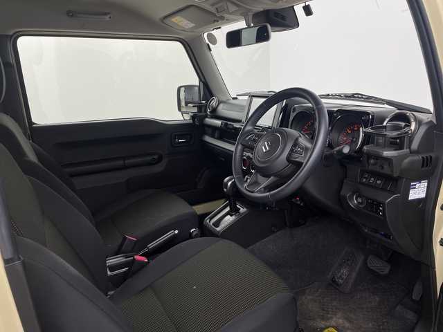 スズキ ジムニー XC 埼玉県 2022(令4)年 1.4万km シフォンアイボリーM 純正ナビ/フルセグテレビ/ビルトインETC/前後ドライブレコーダー/運転席・助手席シートヒーター/クルーズコントロール/衝突被害軽減ブレーキ/車線逸脱警報/ヒーテッドドアミラー/オートLEDライト/純正16インチアルミホイール