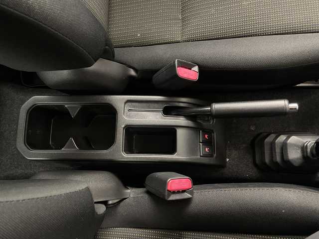 スズキ ジムニー XC 埼玉県 2022(令4)年 1.4万km シフォンアイボリーM 純正ナビ/フルセグテレビ/ビルトインETC/前後ドライブレコーダー/運転席・助手席シートヒーター/クルーズコントロール/衝突被害軽減ブレーキ/車線逸脱警報/ヒーテッドドアミラー/オートLEDライト/純正16インチアルミホイール