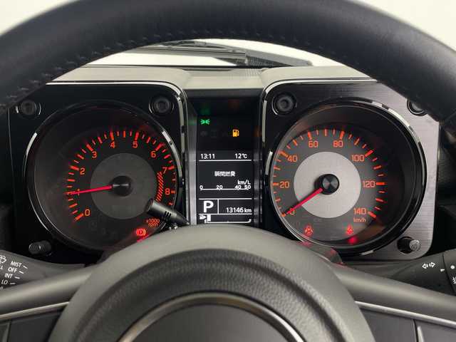 スズキ ジムニー XC 埼玉県 2022(令4)年 1.4万km シフォンアイボリーM 純正ナビ/フルセグテレビ/ビルトインETC/前後ドライブレコーダー/運転席・助手席シートヒーター/クルーズコントロール/衝突被害軽減ブレーキ/車線逸脱警報/ヒーテッドドアミラー/オートLEDライト/純正16インチアルミホイール