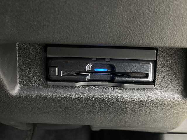 スズキ ジムニー XC 埼玉県 2022(令4)年 1.4万km シフォンアイボリーM 純正ナビ/フルセグテレビ/ビルトインETC/前後ドライブレコーダー/運転席・助手席シートヒーター/クルーズコントロール/衝突被害軽減ブレーキ/車線逸脱警報/ヒーテッドドアミラー/オートLEDライト/純正16インチアルミホイール