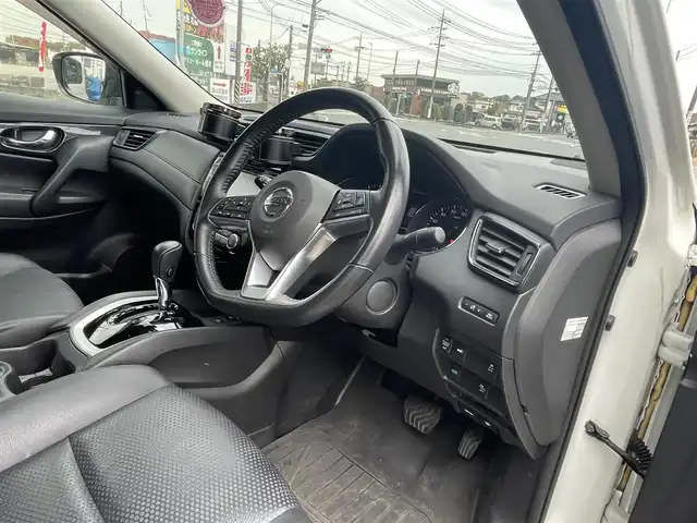 日産 エクストレイル ハイブリッド 20X エクストリーマーX 神奈川県 2017(平29)年 5.4万km ブリリアントホワイトパール プロパイロット/衝突軽減ブレーキ/パワーバックドア/コーナーセンサー/後側方車両検知警報　BSW/純正SDナビ/フルセグTV　USB　BT/アラウンドビューモニター/デジタルインナーミラー/エンジンスターター/ステアリングスイッチ/ルーフレール/純正18インチAW/カプロンシート/ビルトインETC/オートLEDヘッドライト/フォグライト/純正フロアマット