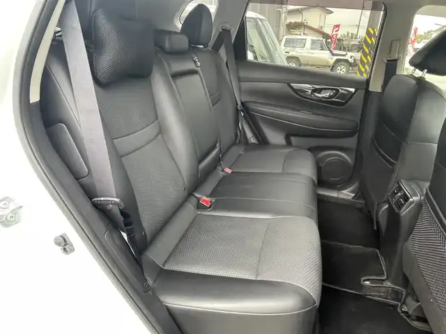 日産 エクストレイル ハイブリッド 20X エクストリーマーX 神奈川県 2017(平29)年 5.4万km ブリリアントホワイトパール プロパイロット/衝突軽減ブレーキ/パワーバックドア/コーナーセンサー/後側方車両検知警報　BSW/純正SDナビ/フルセグTV　USB　BT/アラウンドビューモニター/デジタルインナーミラー/エンジンスターター/ステアリングスイッチ/ルーフレール/純正18インチAW/カプロンシート/ビルトインETC/オートLEDヘッドライト/フォグライト/純正フロアマット