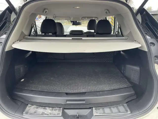 日産 エクストレイル ハイブリッド 20X エクストリーマーX 神奈川県 2017(平29)年 5.4万km ブリリアントホワイトパール プロパイロット/衝突軽減ブレーキ/パワーバックドア/コーナーセンサー/後側方車両検知警報　BSW/純正SDナビ/フルセグTV　USB　BT/アラウンドビューモニター/デジタルインナーミラー/エンジンスターター/ステアリングスイッチ/ルーフレール/純正18インチAW/カプロンシート/ビルトインETC/オートLEDヘッドライト/フォグライト/純正フロアマット