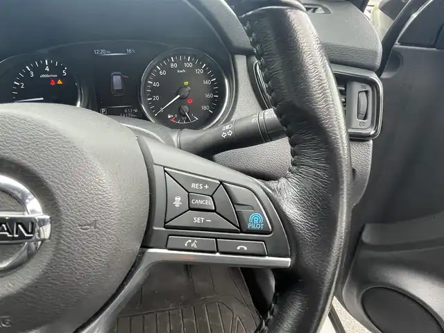 日産 エクストレイル ハイブリッド 20X エクストリーマーX 神奈川県 2017(平29)年 5.4万km ブリリアントホワイトパール プロパイロット/衝突軽減ブレーキ/パワーバックドア/コーナーセンサー/後側方車両検知警報　BSW/純正SDナビ/フルセグTV　USB　BT/アラウンドビューモニター/デジタルインナーミラー/エンジンスターター/ステアリングスイッチ/ルーフレール/純正18インチAW/カプロンシート/ビルトインETC/オートLEDヘッドライト/フォグライト/純正フロアマット