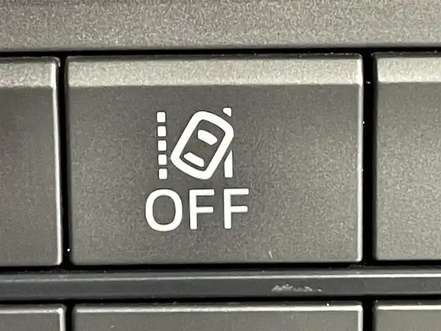 マツダ ＣＸ－８ XD Lパッケージ 愛知県 2018(平30)年 5.5万km マシーングレープレミアムM 純正8.8インチナビ/BOSEサウンド/衝突軽減ブレーキ/360度ビューカメラ/レーダークルーズコントロール/ビルトインETC/シートヒーター/LEDヘッドライト/ブラインドスポットモニター/ステアリングヒーター/パワーシート/電動リアゲート/フルセグTV/Bluetooth/コーナーセンサー/レーンキープアシスト/オートハイビーム/プッシュスタート/USB接続/ルーフレール/スマートキー/DVD再生/アイドリングストップ/ミュージックプレイヤー接続/純正フロアマット/純正アルミホイール/オートライト/本革シート/禁煙車/ディーゼル/ターボ/4WD/ウィンカーミラー/電動格納ミラー/フォグランプ/2列目センターコンソール/Wエアコン/トラクションコントロールシステム/電動パーキングブレーキ/オートブレーキホールド/ステアリングリモコン/ヘッドアップディスプレイ