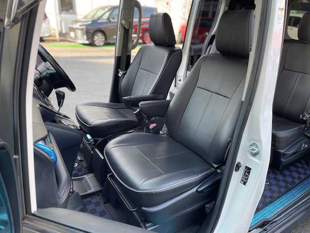 トヨタ ノア Si 神奈川県 2015(平27)年 9.4万km ホワイトパールクリスタルシャイン ワンオーナー/社外ALPINEメモリナビ【EXX10】/・DTV/DVD/CD/BT/・USB/SD/HDMI/バックカメラ/社外フリップダウンモニター/社外デジタルインナーミラー/社外レーダー/ビルトインETC /両側パワースライドドア/前後ドライブレコーダー/社外18インチAW【SHALLEN】/プッシュEgスタート/ストップ/スマートキー×2/オートライト/純正LEDヘッドライト/フォグランプ/ターンランプ付きオートリトラミラー/ドアバイザー/社外フロアマット/取扱説明書/ナビ取扱説明書/新車時保証書