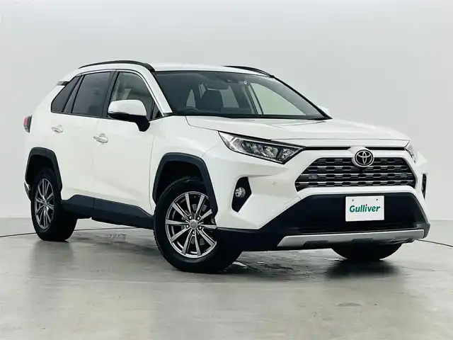 トヨタ ＲＡＶ４ G Zパッケージ 福島県 2020(令2)年 5万km ホワイトパールクリスタルシャイン ワンオーナー　/トヨタセーフティーセンス　/・プリクラッシュセーフティー/・レーダークルーズコントロール/・オートマチックハイビーム/・クリアランスソナー/・車線逸脱警報/・パーキングサポートブレーキ/・ブラインドスポットモニター/ナビ付純正ディスプレイオーディオ　/【AM/FM/Bluetooth/MIRACASTO】/バックカメラ　/ＥＴＣ　/置くだけ充電　/デジタルインナーミラー/電子パーキング　/・オートブレーキホールド/パワーバックドア　/パワーシート　/・シートヒーター　/・ステアリングヒーター/プッシュスタート/・スマートキー/・スペアキー/LEDライト/・フォグライト/・オートライト/・バックフォグライト/電動格納ウィンカーミラー/純正フロアマット/取扱説明書/・ナビ取扱説明書/・保証書