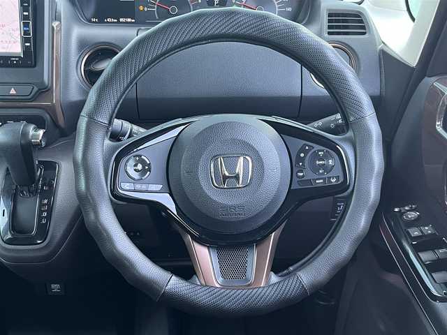 ホンダ Ｎ ＢＯＸ G･EX Hセンシング カッパーブラウンスタイル 香川県 2019(令1)年 5.3万km パールⅡ 登録時走行距離：52188km/ディーラー純正ナビ/　CD DVD BT フルセグTV/バックカメラ/両側パワースライドドア/衝突被害軽減装置/レーンキープアシスト/レーダークルーズコントロール/LEDヘッドライト/オートライト/ロールサンシェード/ISOFIX/ビルトインETC/横滑り防止装置/ステアリングスイッチ/プッシュスタート/スマートキー