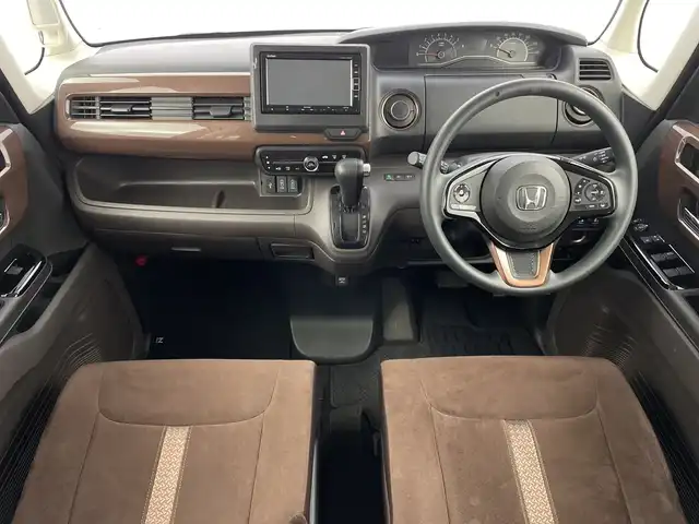 ホンダ Ｎ ＢＯＸ G･EX Hセンシング カッパーブラウンスタイル 新潟県 2019(令1)年 5.3万km パールⅡ ディーラー純正ナビ/　CD DVD BT フルセグTV/バックカメラ/両側パワースライドドア/衝突被害軽減装置/レーンキープアシスト/レーダークルーズコントロール/LEDヘッドライト/オートライト/ロールサンシェード/ISOFIX/ビルトインETC/横滑り防止装置/ステアリングスイッチ/プッシュスタート/スマートキー/充電ポート×２