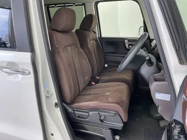 ホンダ Ｎ ＢＯＸ G･EX Hセンシング カッパーブラウンスタイル 新潟県 2019(令1)年 5.3万km パールⅡ ディーラー純正ナビ/　CD DVD BT フルセグTV/バックカメラ/両側パワースライドドア/衝突被害軽減装置/レーンキープアシスト/レーダークルーズコントロール/LEDヘッドライト/オートライト/ロールサンシェード/ISOFIX/ビルトインETC/横滑り防止装置/ステアリングスイッチ/プッシュスタート/スマートキー/充電ポート×２