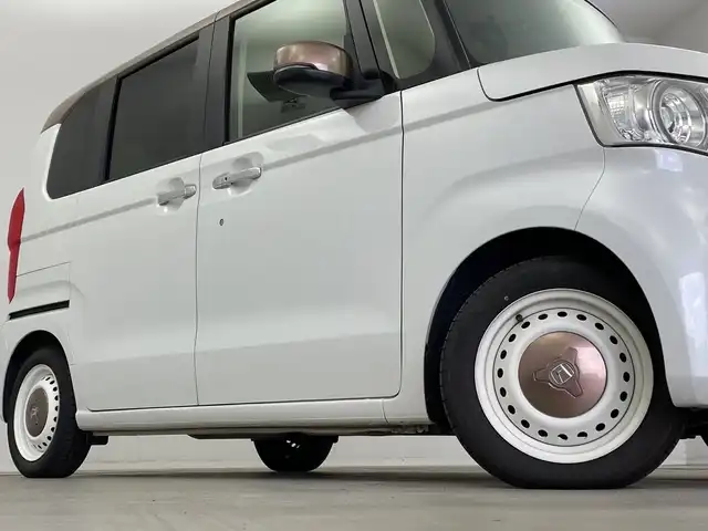 ホンダ Ｎ ＢＯＸ G･EX Hセンシング カッパーブラウンスタイル 新潟県 2019(令1)年 5.3万km パールⅡ ディーラー純正ナビ/　CD DVD BT フルセグTV/バックカメラ/両側パワースライドドア/衝突被害軽減装置/レーンキープアシスト/レーダークルーズコントロール/LEDヘッドライト/オートライト/ロールサンシェード/ISOFIX/ビルトインETC/横滑り防止装置/ステアリングスイッチ/プッシュスタート/スマートキー/充電ポート×２