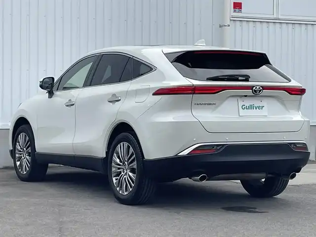 トヨタ ハリアー Z 愛媛県 2022(令4)年 3.8万km ホワイトパールクリスタルシャイン 純正12.3型ナビ　/AM/FM/BT/フルセグTV/全周囲カメラ　/JBLサウンド　/調光パノラマルーフ　/デジタルインナーミラー　/トヨタセーフティセンス　/レーダークルーズコントロール　/ブラインドスポットモニター/ＬＥＤヘッドライト　/電動リアゲート　/クリアランスソナー/電動パーキングブレーキ/電格ミラー/現状サマー(純正AW)(225/55/R19)
