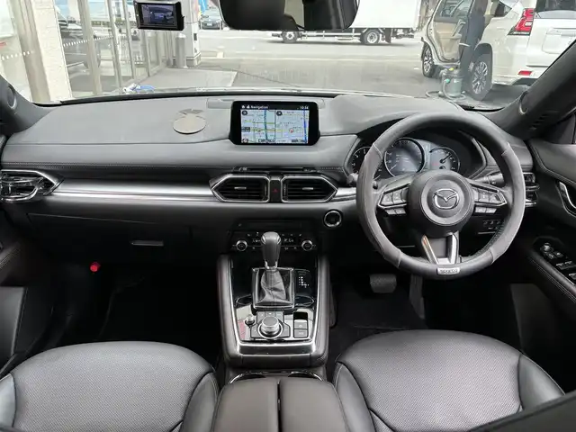 マツダ ＣＸ－８ XD プロアクティブ Sパッケージ 大阪府 2020(令2)年 1.4万km マシーングレープレミアムM ワンオーナー/純正ナビ/（ＴＶ／ＢＴ／ＣＤ／ＤＶＤ）/フリップダウン（ALPINE）/レーダークルーズコントロール/全方位モニター/ブラインドスポットモニター/衝突軽減システム/コーナーセンサー/電動リアゲート/ヘッドアップディスプレイ/前席パワーシート/運転席メモリーシート/前席シートヒーター/エアーシート/ハンドルヒーター/前後ドライブレコーダー/ETC/純正19インチAW/保証書/取り扱い説明書/スペアキー