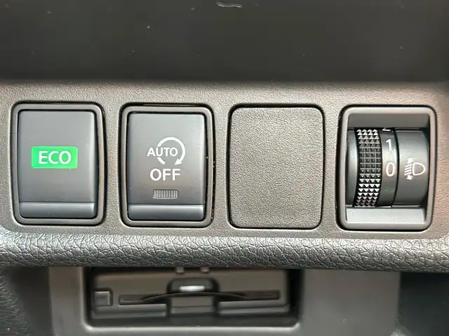 日産 エクストレイル 20Xi 岩手県 2020(令2)年 4.8万km シャイニングブルー プロパイロット　純正９型ナビ　Ｂｌｕｅｔｏｏｔｈ　ＤＶＤ再生　Ｂｌｕｅｔｏｏｔｈ　ＥＴＣ　カプロンシート　シートヒーター　電動リアゲート　オートＬＥＤライト　フォグランプ　ルーフレール　スマートキー