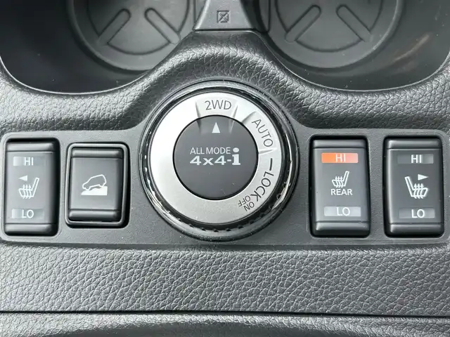 日産 エクストレイル 20Xi 岩手県 2020(令2)年 4.8万km シャイニングブルー プロパイロット　純正９型ナビ　Ｂｌｕｅｔｏｏｔｈ　ＤＶＤ再生　Ｂｌｕｅｔｏｏｔｈ　ＥＴＣ　カプロンシート　シートヒーター　電動リアゲート　オートＬＥＤライト　フォグランプ　ルーフレール　スマートキー