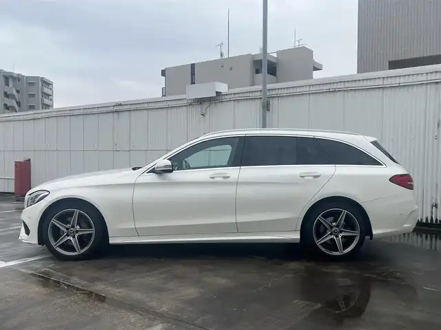 メルセデス・ベンツ Ｃ２２０ｄ ワゴン ローレウスエディション 広島県 2018(平30)年 6.3万km ダイヤモンドホワイト COMANDシステム/・8.4インチインチワイドディスプレイ/・COMANDコントローラー/・HDDナビ/・フルセグTV/・DVD/・USBインターフェース/・SDカードスロット/レーダーセーフティーパッケージ/・ディスタンスパイロットディストロニック/・ステアリングパイロット/・アクティブブレーキアシスト/・アクティブブレーキアシスト/・被害軽減ブレーキ付後方衝突警告システム/・アクティブブラインドスポットアシスト/・アクティブレーンキーピングアシスト/アクティブパーキングアシスト/シルバールーフレール/パノラミックスライディングルーフ/パワーバックドア/フロントパワーシート/・フロントシートヒーター