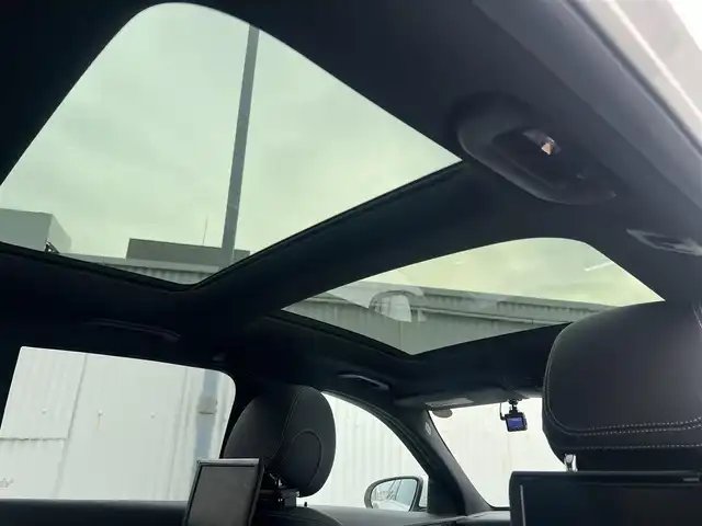 メルセデス・ベンツ Ｃ２２０ｄ ワゴン ローレウスエディション 広島県 2018(平30)年 6.3万km ダイヤモンドホワイト COMANDシステム/・8.4インチインチワイドディスプレイ/・COMANDコントローラー/・HDDナビ/・フルセグTV/・DVD/・USBインターフェース/・SDカードスロット/レーダーセーフティーパッケージ/・ディスタンスパイロットディストロニック/・ステアリングパイロット/・アクティブブレーキアシスト/・アクティブブレーキアシスト/・被害軽減ブレーキ付後方衝突警告システム/・アクティブブラインドスポットアシスト/・アクティブレーンキーピングアシスト/アクティブパーキングアシスト/シルバールーフレール/パノラミックスライディングルーフ/パワーバックドア/フロントパワーシート/・フロントシートヒーター