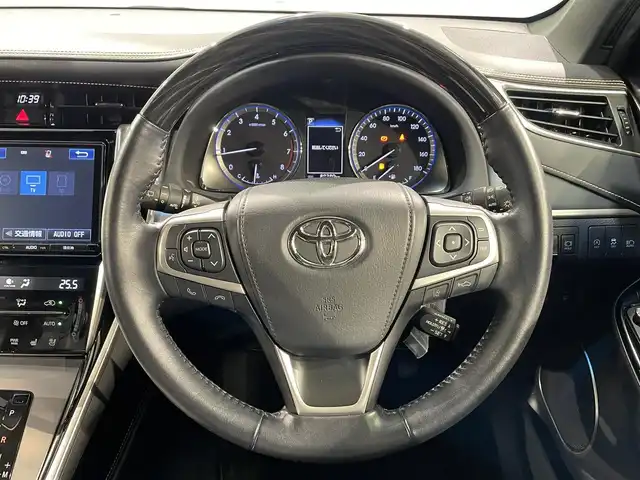 トヨタ ハリアー プレミアム メタル&レザーP 愛知県 2018(平30)年 9万km ブラック 純正9インチナビ/モデリスタエアロ/衝突軽減ブレーキ/レーダークルーズコントロール/ビルトインETC/シートヒーター/エアシート/LEDヘッドライト/バックカメラ/パワーシート/電動リアゲート/フルセグTV/Bluetooth/レーンキープアシスト/オートハイビーム/プッシュスタート/スマートキー/CD/DVD再生/アイドリングストップ/ミュージックサーバー/純正フロアマット/純正アルミホイール/オートライト/本革シート/禁煙車/電動格納ミラー/ウィンカーミラー/フォグランプ/ISOFIX/ウッドコンビハンドル/オートエアコン/ステアリングリモコン/横滑り防止装置/電動パーキングブレーキ/オートブレーキホールド/寒冷地仕様/