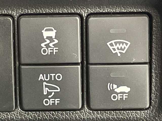 ホンダ シャトル ハイブリッド Z スタイルエディション 岐阜県 2016(平28)年 5.6万km ミッドナイトブルービームM 純正メモリナビ【VXM-165VFi】/・フルセグ/BT/CD/DVD/バックカメラ/ビルトインETC/ハーフレザーシート/・シートヒーター/革巻きステアリング/・ステアリングスイッチ/・パドルシフト/・クルーズコントロール/衝突軽減ブレーキ/ドライブレコーダー/純正フロアマット/純正ドアバイザー/ルーフレール/LEDヘッドライト/・フォグランプ