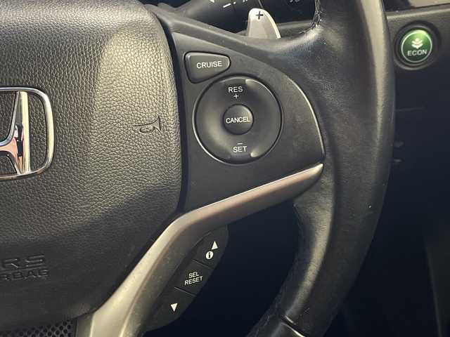 ホンダ シャトル ハイブリッド Z スタイルエディション 岐阜県 2016(平28)年 5.6万km ミッドナイトブルービームM 純正メモリナビ【VXM-165VFi】/・フルセグ/BT/CD/DVD/バックカメラ/ビルトインETC/ハーフレザーシート/・シートヒーター/革巻きステアリング/・ステアリングスイッチ/・パドルシフト/・クルーズコントロール/衝突軽減ブレーキ/ドライブレコーダー/純正フロアマット/純正ドアバイザー/ルーフレール/LEDヘッドライト/・フォグランプ