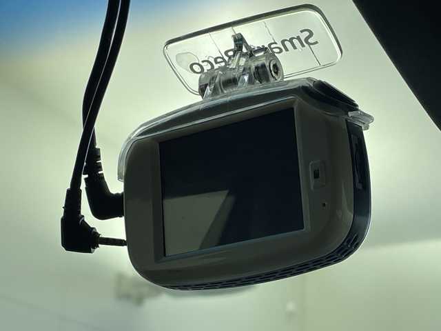 ホンダ シャトル ハイブリッド Z スタイルエディション 岐阜県 2016(平28)年 5.6万km ミッドナイトブルービームM 純正メモリナビ【VXM-165VFi】/・フルセグ/BT/CD/DVD/バックカメラ/ビルトインETC/ハーフレザーシート/・シートヒーター/革巻きステアリング/・ステアリングスイッチ/・パドルシフト/・クルーズコントロール/衝突軽減ブレーキ/ドライブレコーダー/純正フロアマット/純正ドアバイザー/ルーフレール/LEDヘッドライト/・フォグランプ