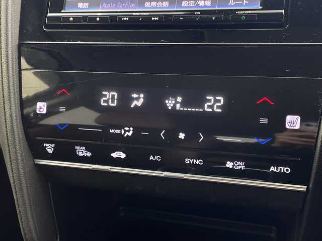 ホンダ シャトル ハイブリッド Z スタイルエディション 岐阜県 2016(平28)年 5.6万km ミッドナイトブルービームM 純正メモリナビ【VXM-165VFi】/・フルセグ/BT/CD/DVD/バックカメラ/ビルトインETC/ハーフレザーシート/・シートヒーター/革巻きステアリング/・ステアリングスイッチ/・パドルシフト/・クルーズコントロール/衝突軽減ブレーキ/ドライブレコーダー/純正フロアマット/純正ドアバイザー/ルーフレール/LEDヘッドライト/・フォグランプ