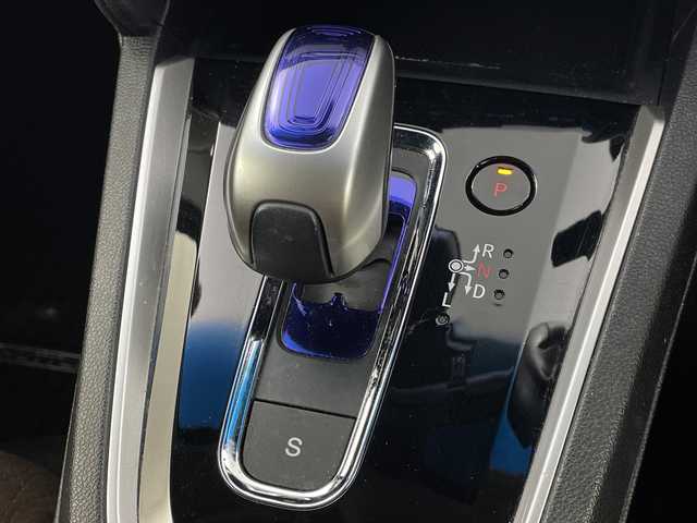 ホンダ シャトル ハイブリッド Z スタイルエディション 岐阜県 2016(平28)年 5.6万km ミッドナイトブルービームM 純正メモリナビ【VXM-165VFi】/・フルセグ/BT/CD/DVD/バックカメラ/ビルトインETC/ハーフレザーシート/・シートヒーター/革巻きステアリング/・ステアリングスイッチ/・パドルシフト/・クルーズコントロール/衝突軽減ブレーキ/ドライブレコーダー/純正フロアマット/純正ドアバイザー/ルーフレール/LEDヘッドライト/・フォグランプ