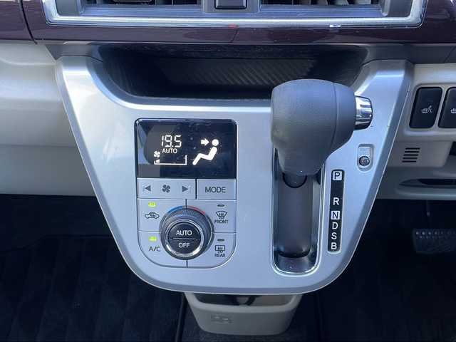 ダイハツ キャスト スタイル G VS SAⅢ 山口県 2021(令3)年 4.3万km プラムブラウンクリスタルマイカ 純正SDナビ/・Bluetooth/・フルセグテレビ/・DVD再生/・USB入力/パノラミックビュー/ドライブレコーダー/スマートアシストIII/・衝突回避支援ブレーキ機能/・誤発進抑制制御機能/・先行車発進お知らせ機能/・車線逸脱警報機能/・オートハイビーム/純正LEDヘッドライト/フォグライト/オートライト/純正アルミホイール/純正フロアマット/ドアバイザー/プッシュスタート/スマートキー/スペアキー有/コーナーセンサー/保証書/取扱説明書