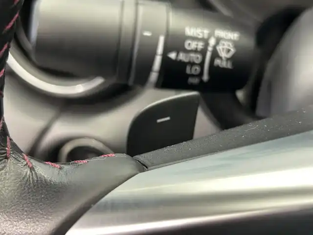 マツダ ロードスター S スペシャルパッケージ 鹿児島県 2018(平30)年 3.7万km ソウルレッドクリスタルM 禁煙車/純正ナビ(CD/DVD/フルセグTV/Bluetooth)/パドルシフト　/シートヒーター　/BOSEサウンドシステム　/コーナーセンサー/ブラインドスポットモニタリング　/車線逸脱警報/LEDヘッドライト/オートライト　/ＥＴＣ/純正フロアマット/スマートキー/プッシュスタート