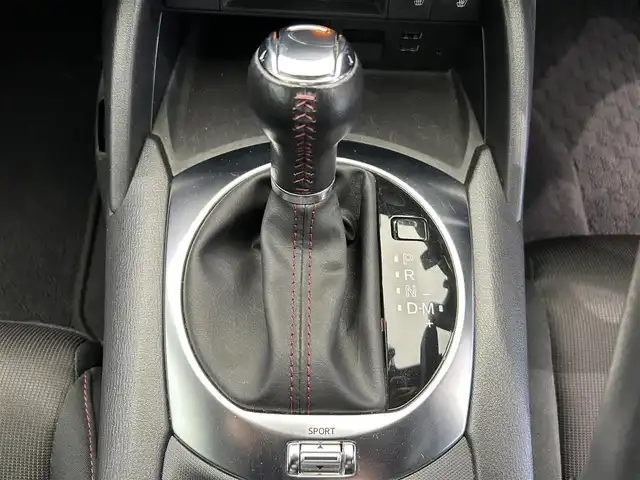 マツダ ロードスター S スペシャルパッケージ 鹿児島県 2018(平30)年 3.7万km ソウルレッドクリスタルM 禁煙車/純正ナビ(CD/DVD/フルセグTV/Bluetooth)/パドルシフト　/シートヒーター　/BOSEサウンドシステム　/コーナーセンサー/ブラインドスポットモニタリング　/車線逸脱警報/LEDヘッドライト/オートライト　/ＥＴＣ/純正フロアマット/スマートキー/プッシュスタート