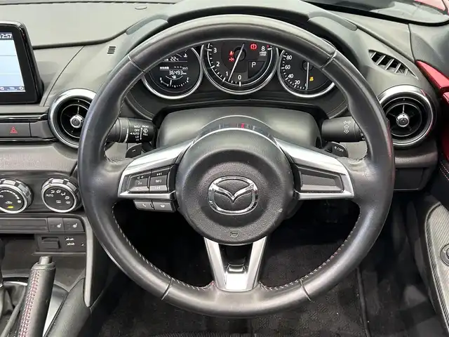 マツダ ロードスター S スペシャルパッケージ 鹿児島県 2018(平30)年 3.7万km ソウルレッドクリスタルM 禁煙車/純正ナビ(CD/DVD/フルセグTV/Bluetooth)/パドルシフト　/シートヒーター　/BOSEサウンドシステム　/コーナーセンサー/ブラインドスポットモニタリング　/車線逸脱警報/LEDヘッドライト/オートライト　/ＥＴＣ/純正フロアマット/スマートキー/プッシュスタート