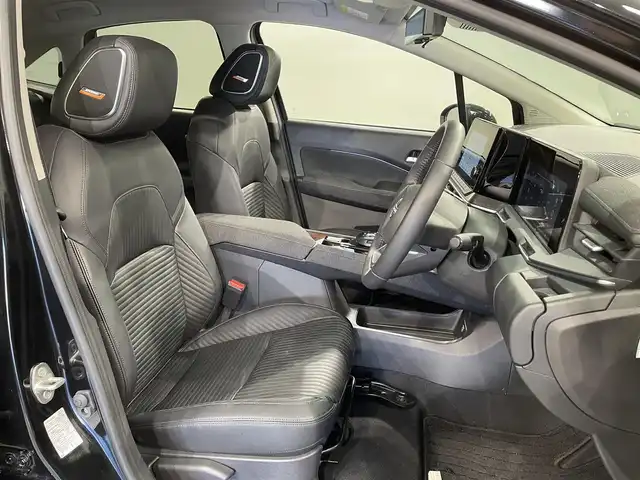 日産 オーラ G レザーエディション 愛知県 2024(令6)年 0.5万km 黒 純正9インチナビ/BOSEサウンド/プロパイロット/衝突軽減ブレーキ/アラウンドビューモニター/ビルトインETC2.0/LEDヘッドライト/デジタルインナーミラー/ブラインドスポットモニター/フルセグTV/Bluetooth/コーナーセンサー/レーンキープアシスト/オートハイビーム/HDMI接続/Carplay/プッシュスタート/USB接続/スマートキー/フロアマット/純正アルミホイール/オートライト/本革シート/禁煙車/ウィンカーミラー/電動格納ミラー/フォグランプ/置くだけ充電/電動パーキングブレーキ/オートブレーキホールド/オートエアコン/ステアリングリモコン/横滑り防止装置